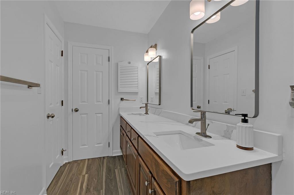 4 Tennis Cir Property Photo 38