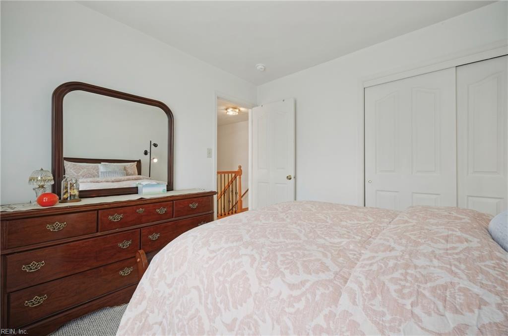 831 Holbrook Dr Property Photo 28