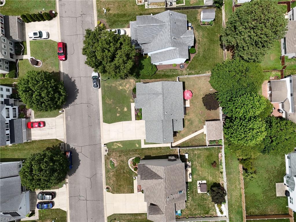 831 Holbrook Dr Property Photo 45