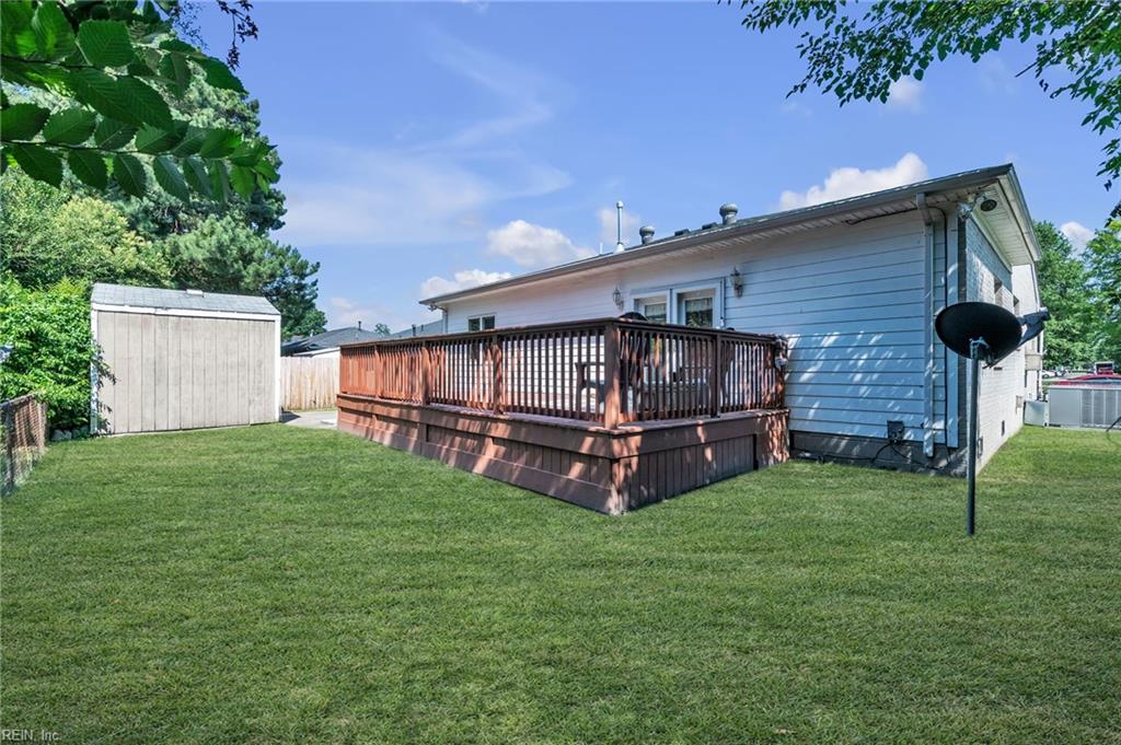 2724 Ash St Property Photo 13