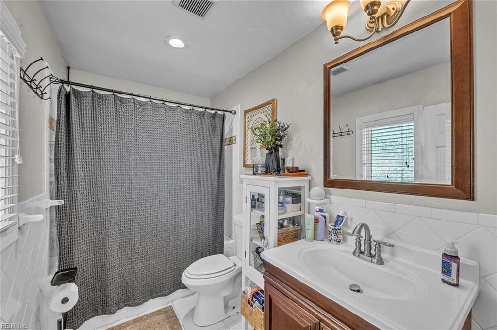 2724 Ash St Property Photo 33