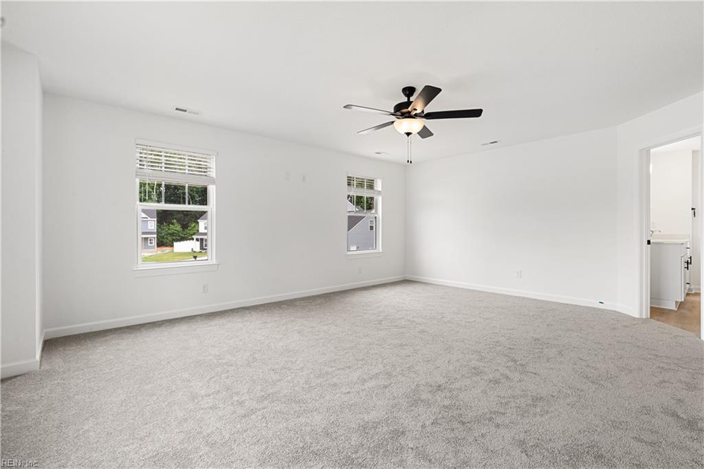 45 Pelchat Dr Property Photo 21
