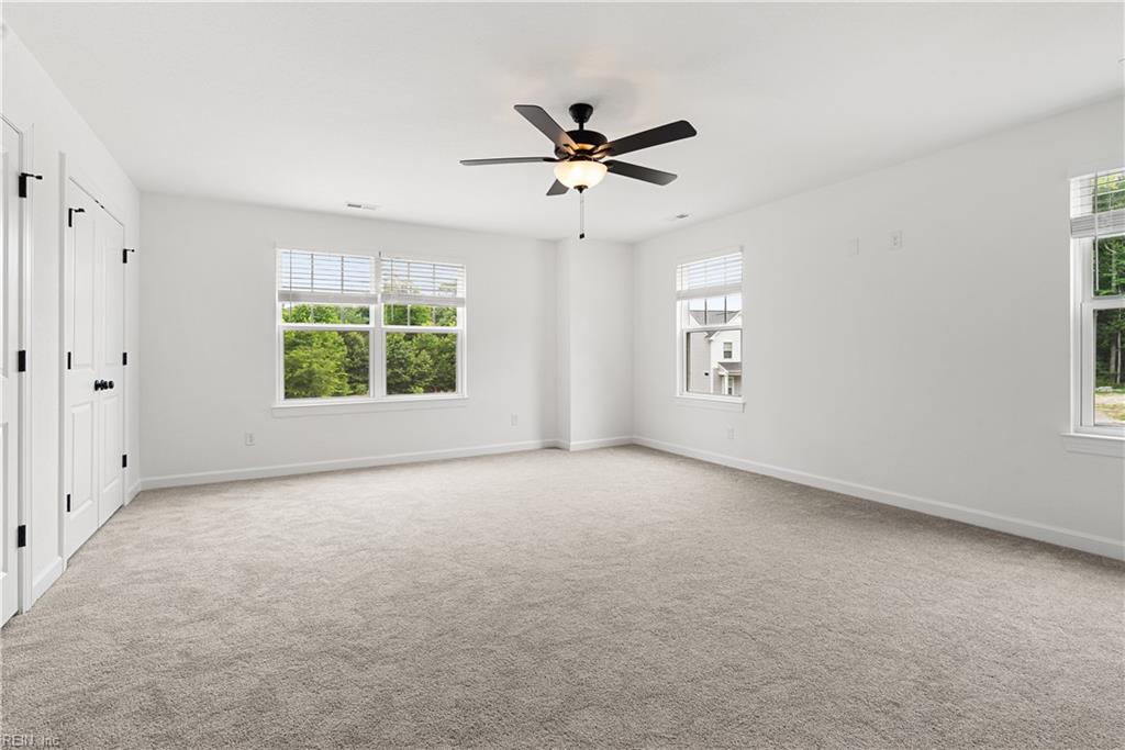 45 Pelchat Dr Property Photo 22