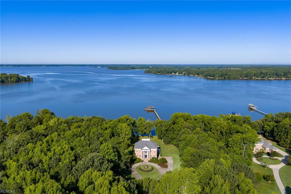 3528 Barretts Ferry Dr Property Photo 8