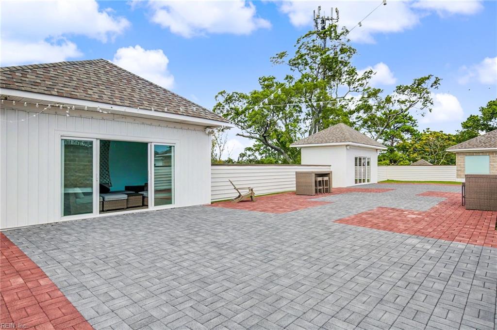 7922 Shore Dr Property Photo 22