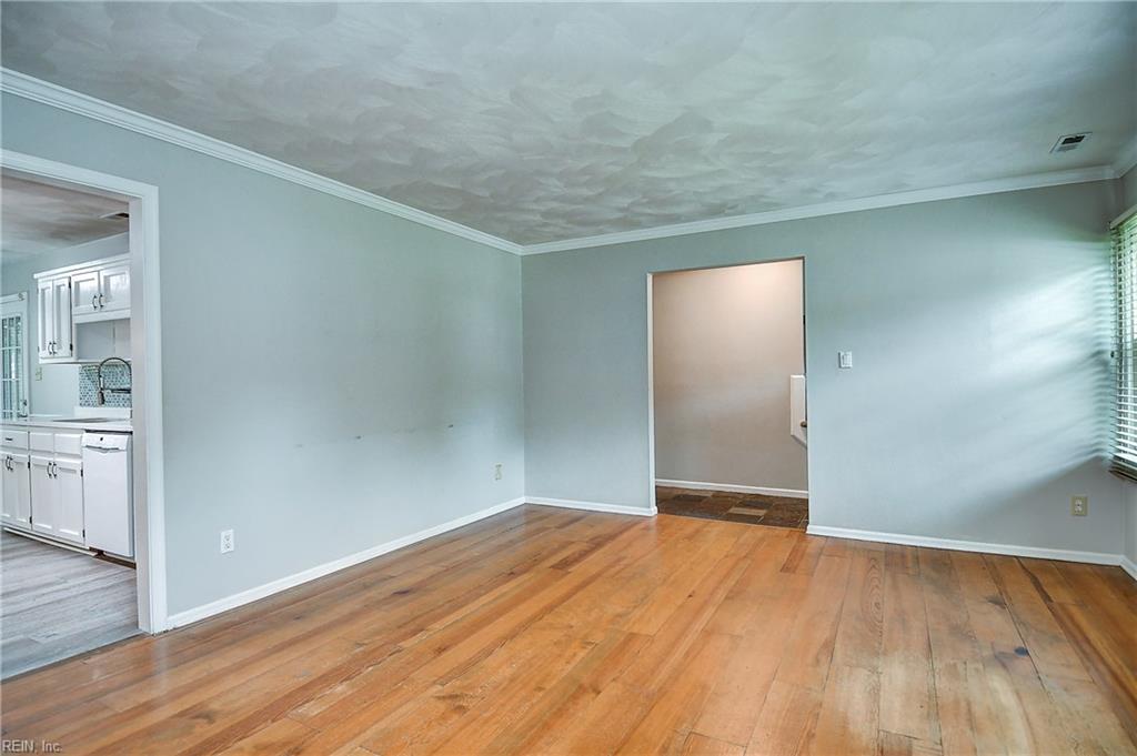 1820 Castleton Ct Property Photo 10