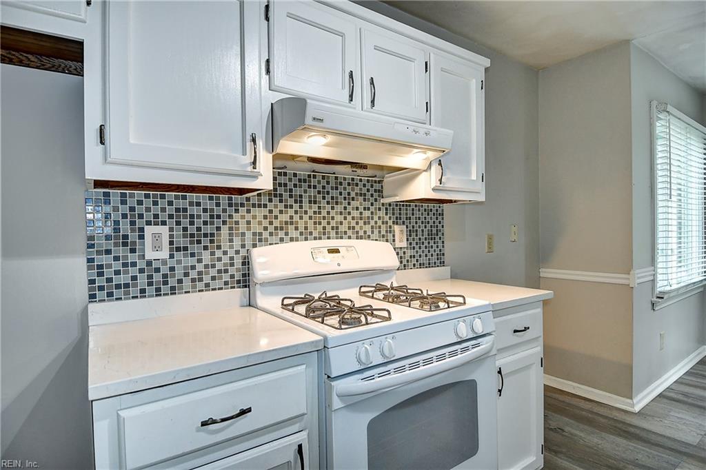1820 Castleton Ct Property Photo 22
