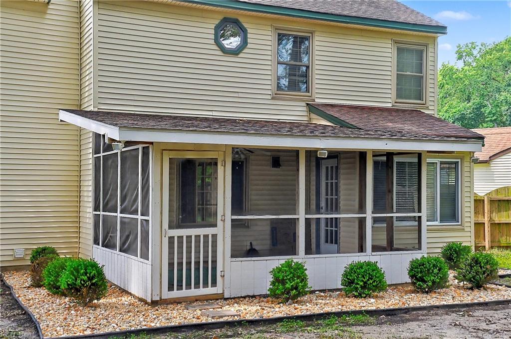 1820 Castleton Ct Property Photo 41
