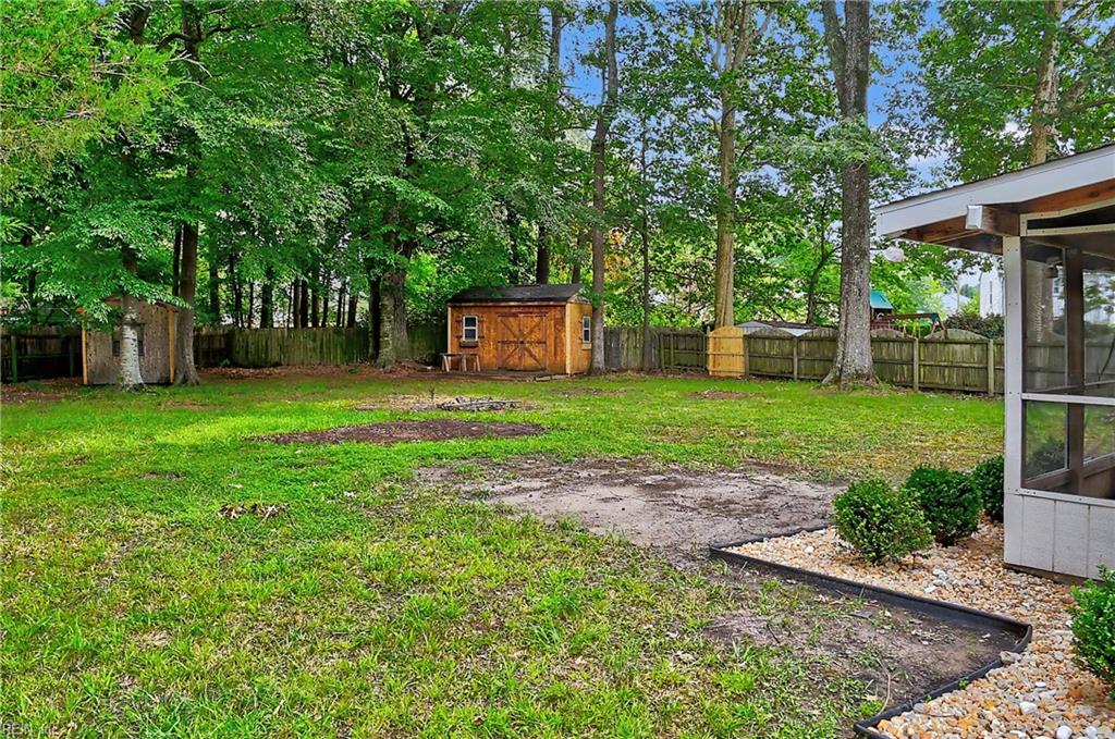 1820 Castleton Ct Property Photo 46