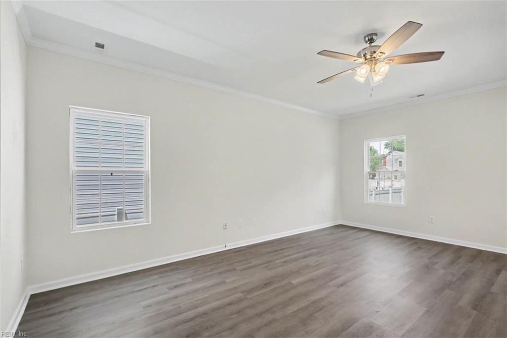 418 Wine St Property Photo 8