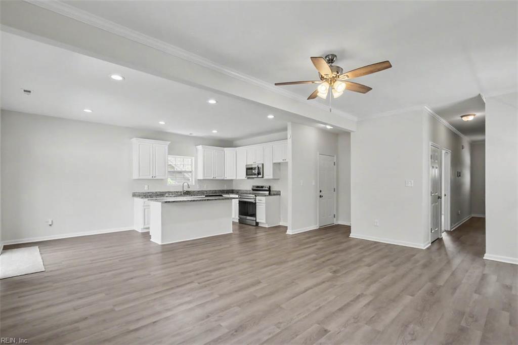 418 Wine St Property Photo 9