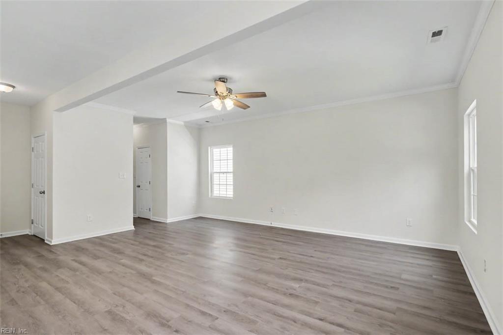 418 Wine St Property Photo 10