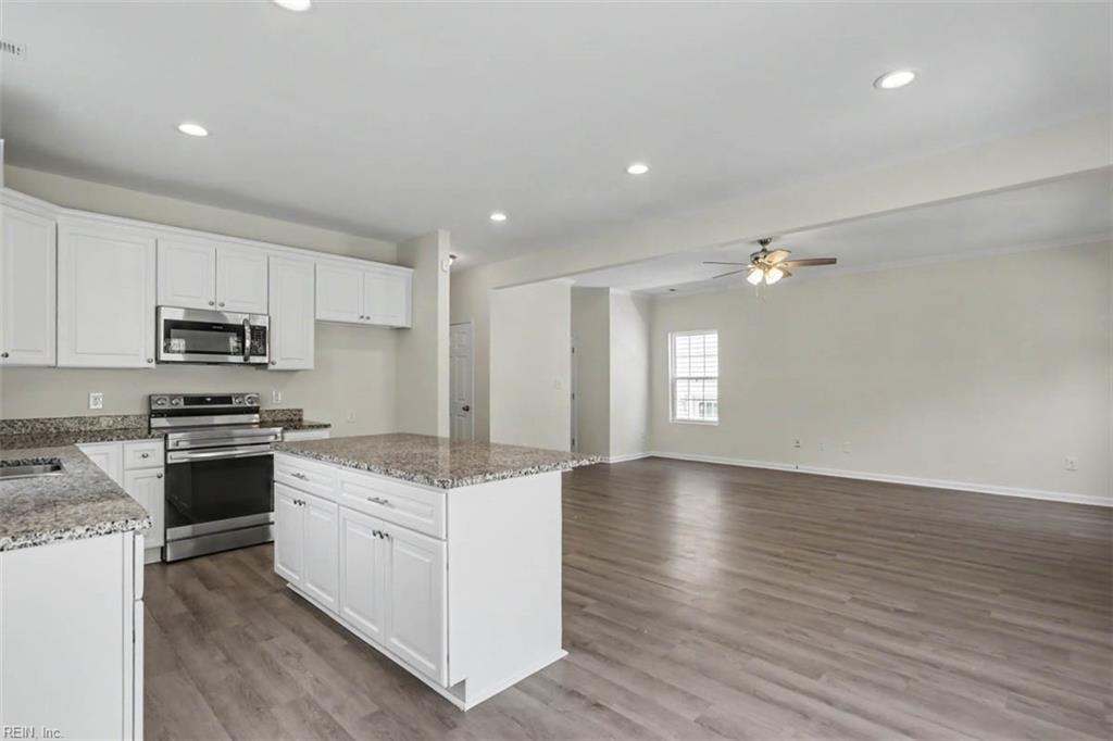 418 Wine St Property Photo 13