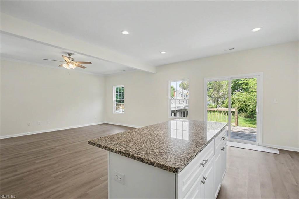 418 Wine St Property Photo 18