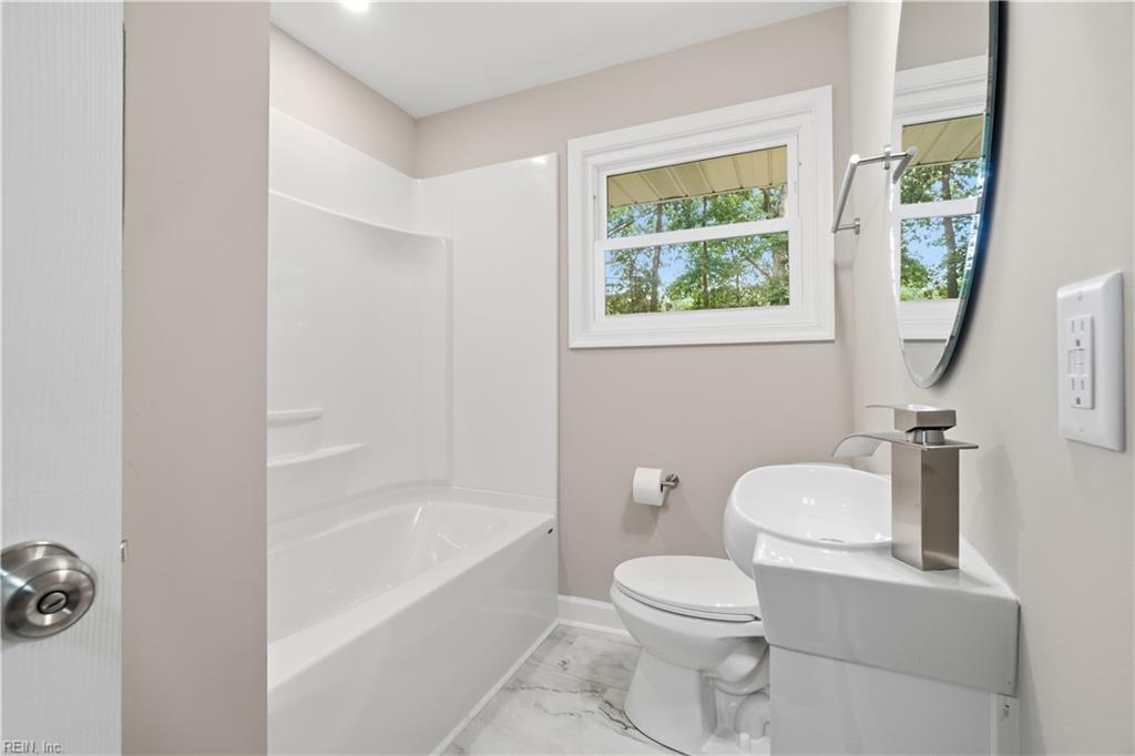 2 Richland Dr Property Photo 23