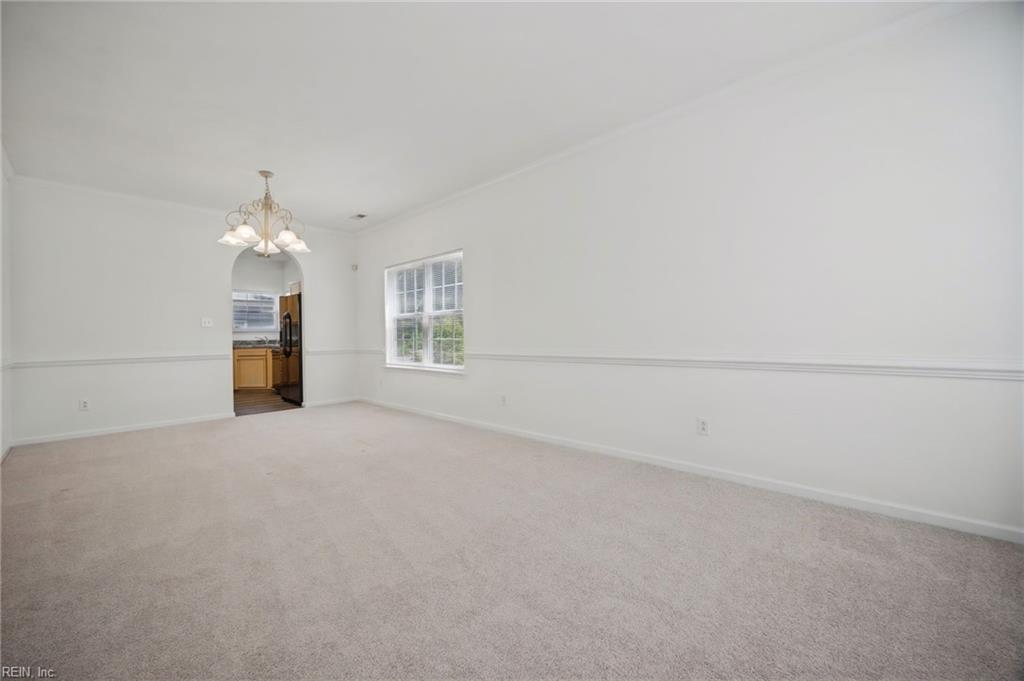 492 Shakespeare Dr Property Photo 9