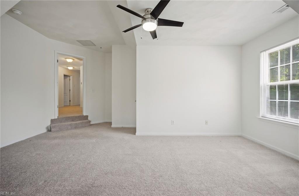 492 Shakespeare Dr Property Photo 18