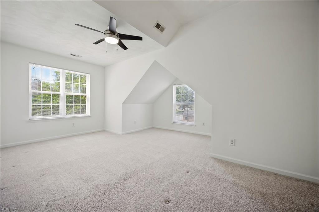492 Shakespeare Dr Property Photo 19
