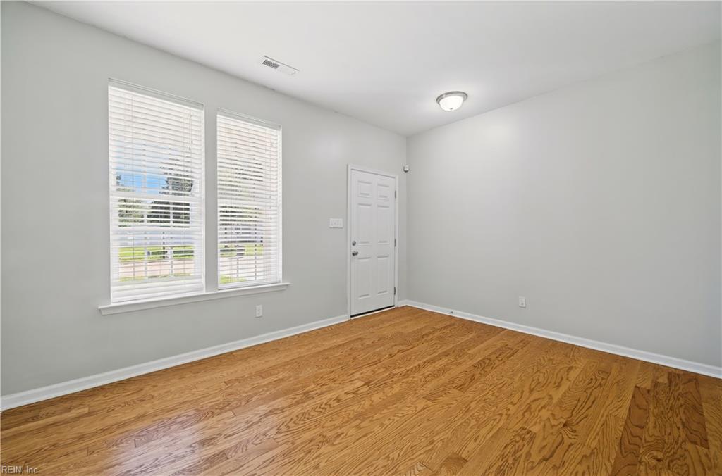 217 Benthall Rd Property Photo 4