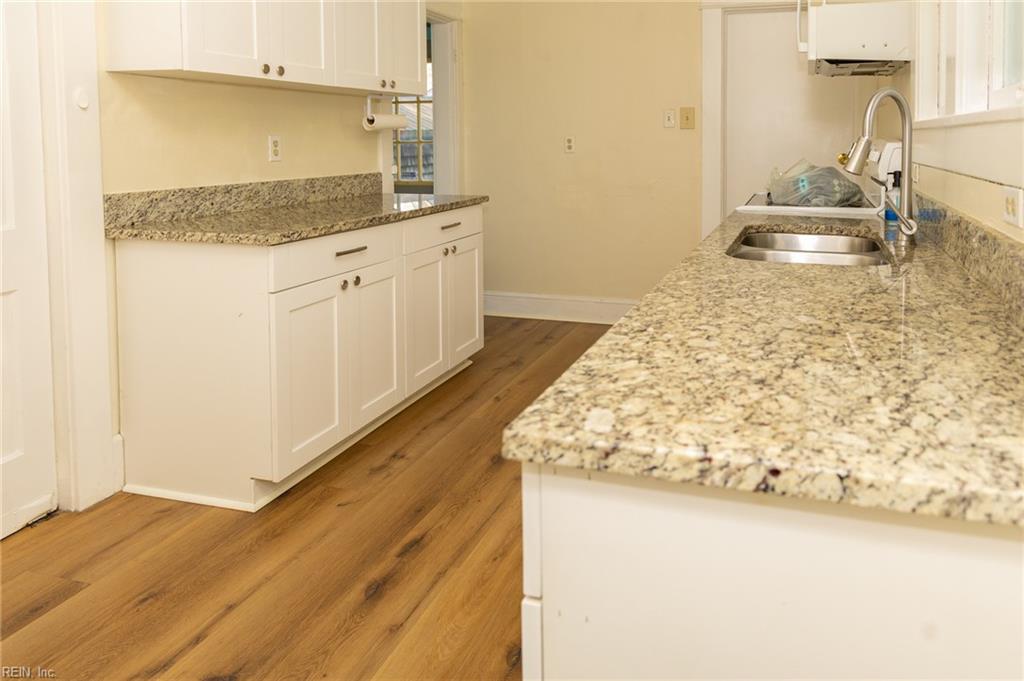1708 A St Property Photo 11