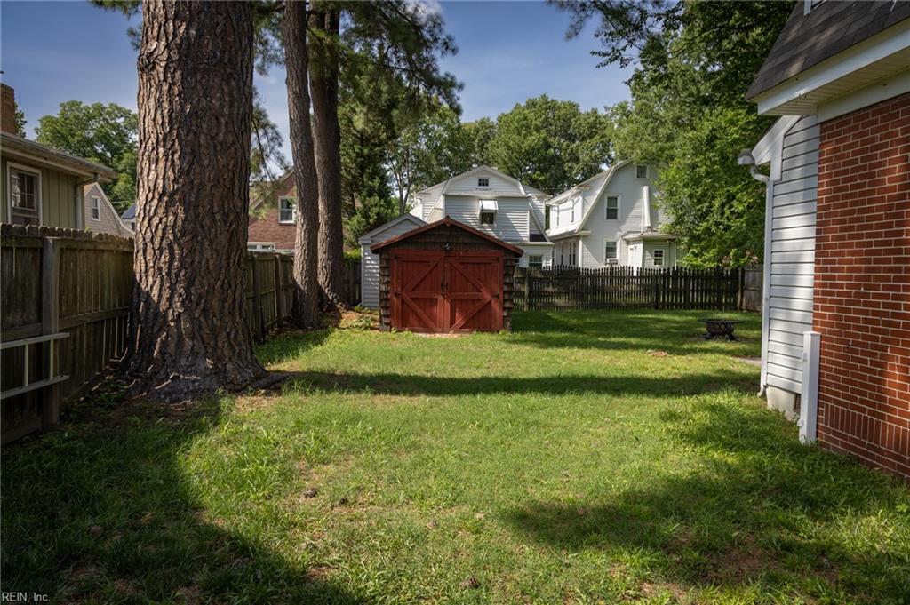 1708 A St Property Photo 31