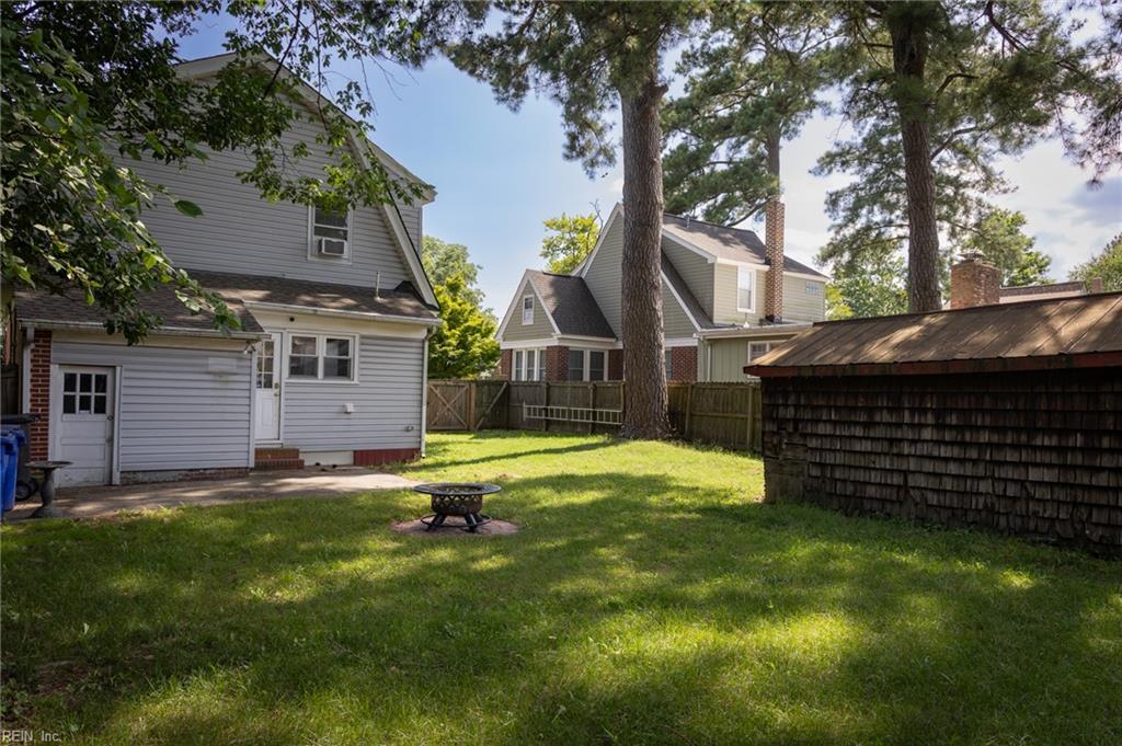 1708 A St Property Photo 32