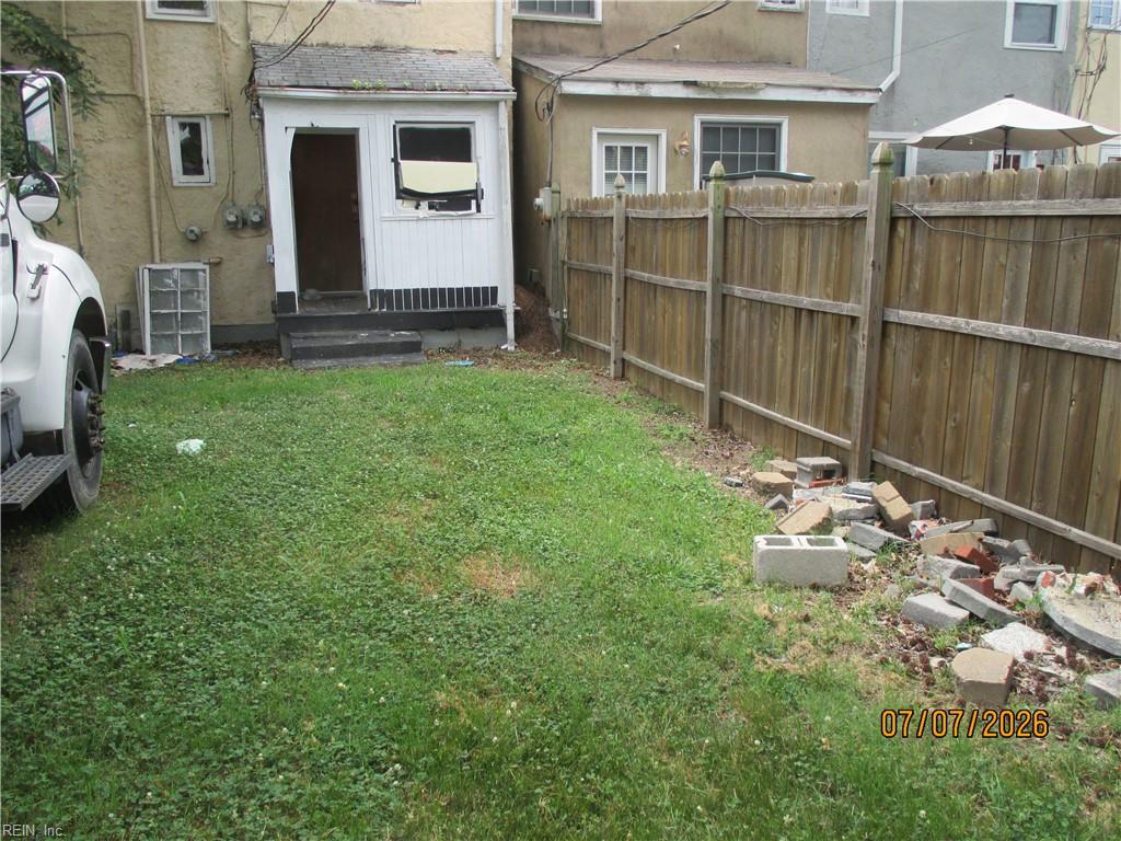 10202 Warwick Blvd Property Photo 14