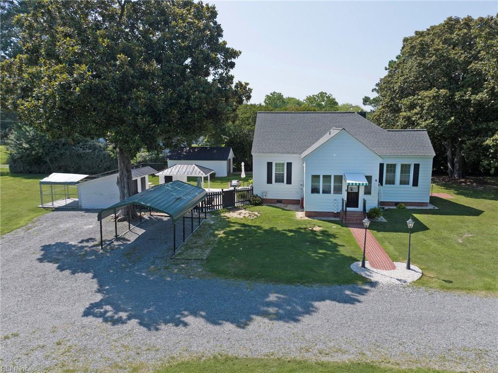 2750 New Point Comfort Hwy Property Photo 10