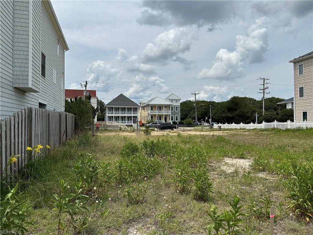 266 W Ocean View Ave Property Photo 6