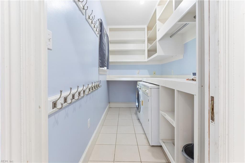 11141 Royal Ln Property Photo 13