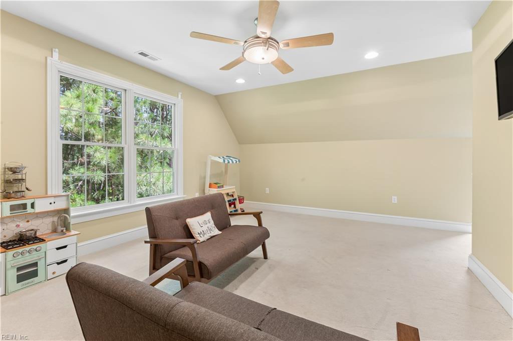 11141 Royal Ln Property Photo 32
