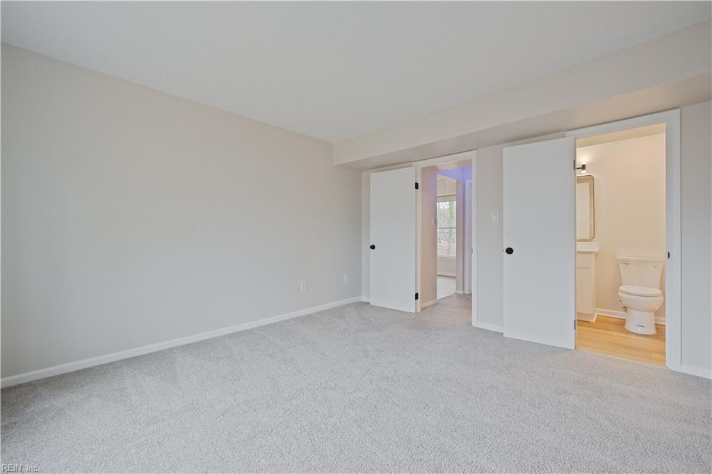 171 King Richard Pl Property Photo 14