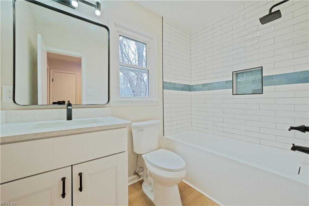 171 King Richard Pl Property Photo 16