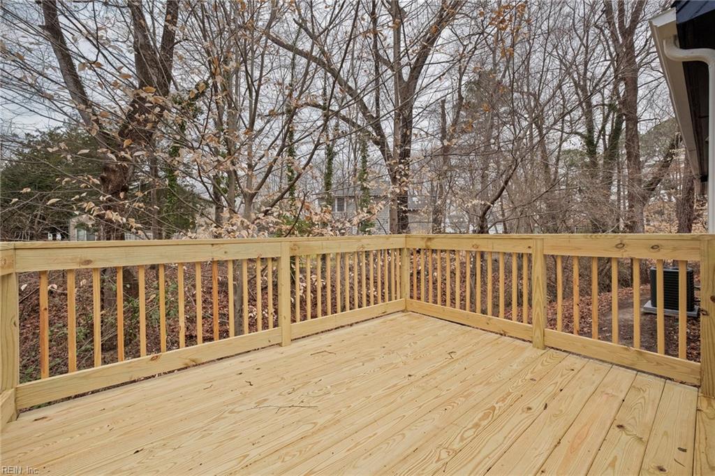 171 King Richard Pl Property Photo 21