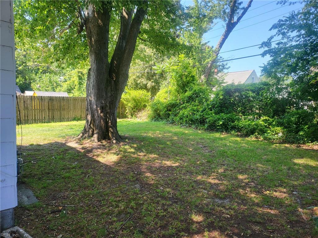 415 Hampton Roads Ave Property Photo 5