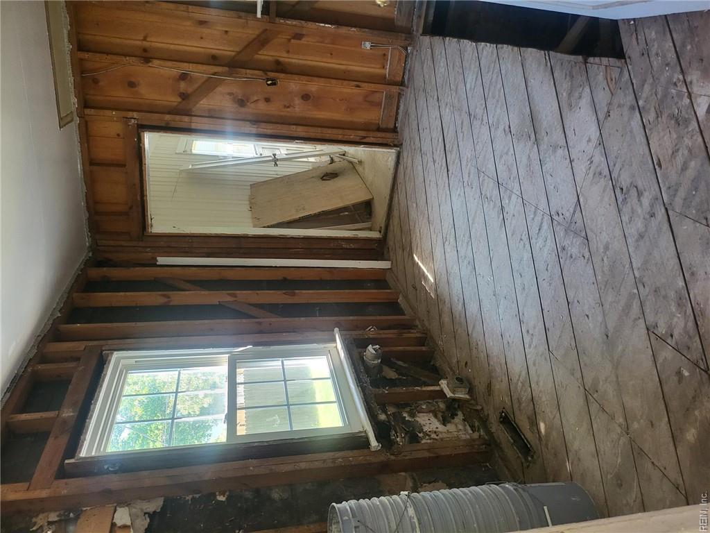 415 Hampton Roads Ave Property Photo 10