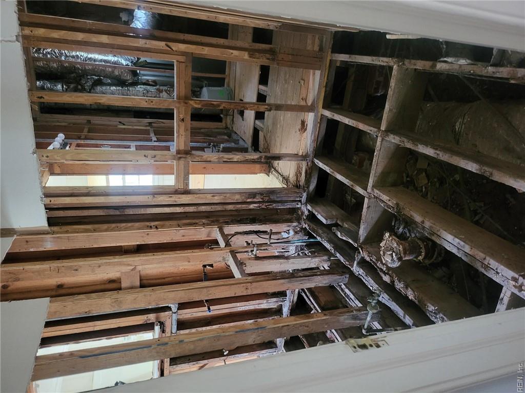 415 Hampton Roads Ave Property Photo 13