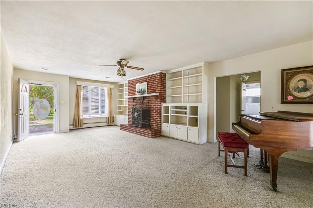 12017 Roane Ave Property Photo 8
