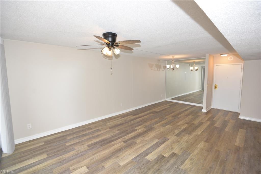3288 Page Ave Property Photo 6