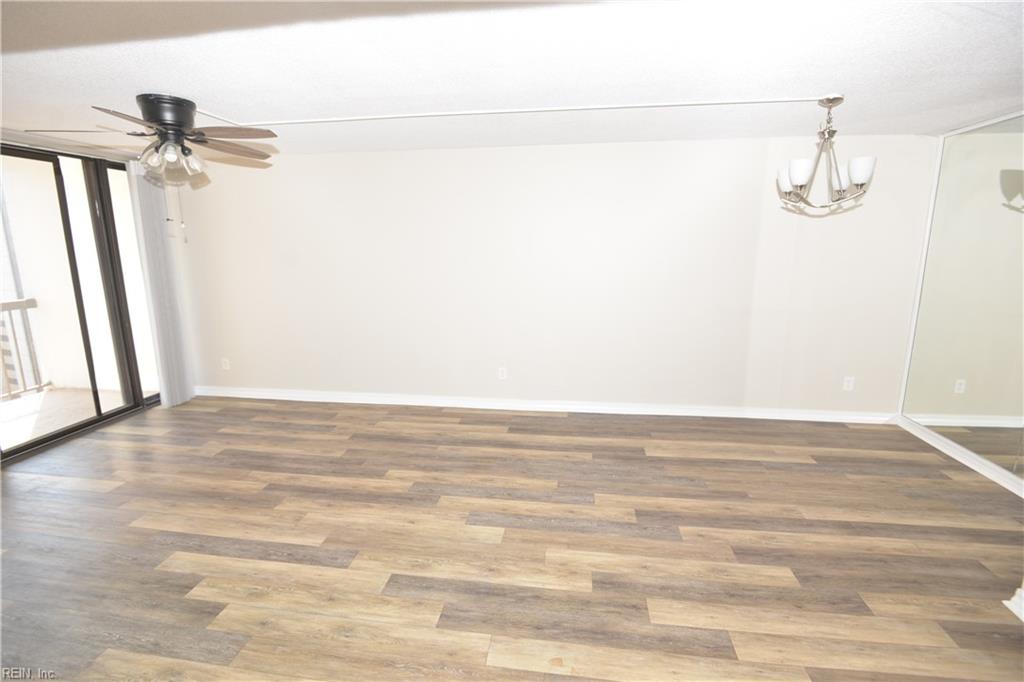 3288 Page Ave Property Photo 10