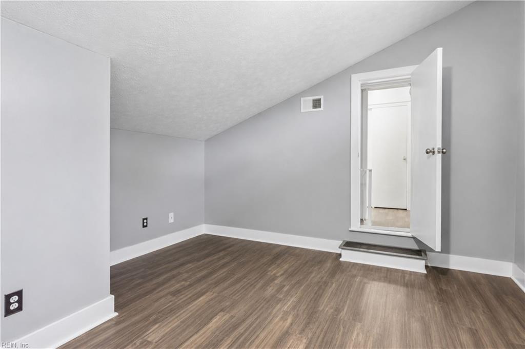 7322 Wellford Ln Property Photo 27