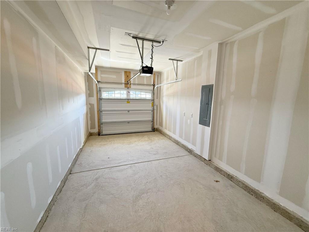 1529 Waltham Ln Property Photo 25