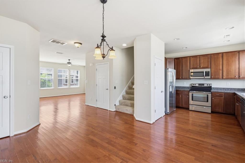 3732 Vintage Pointe Pl Property Photo 10
