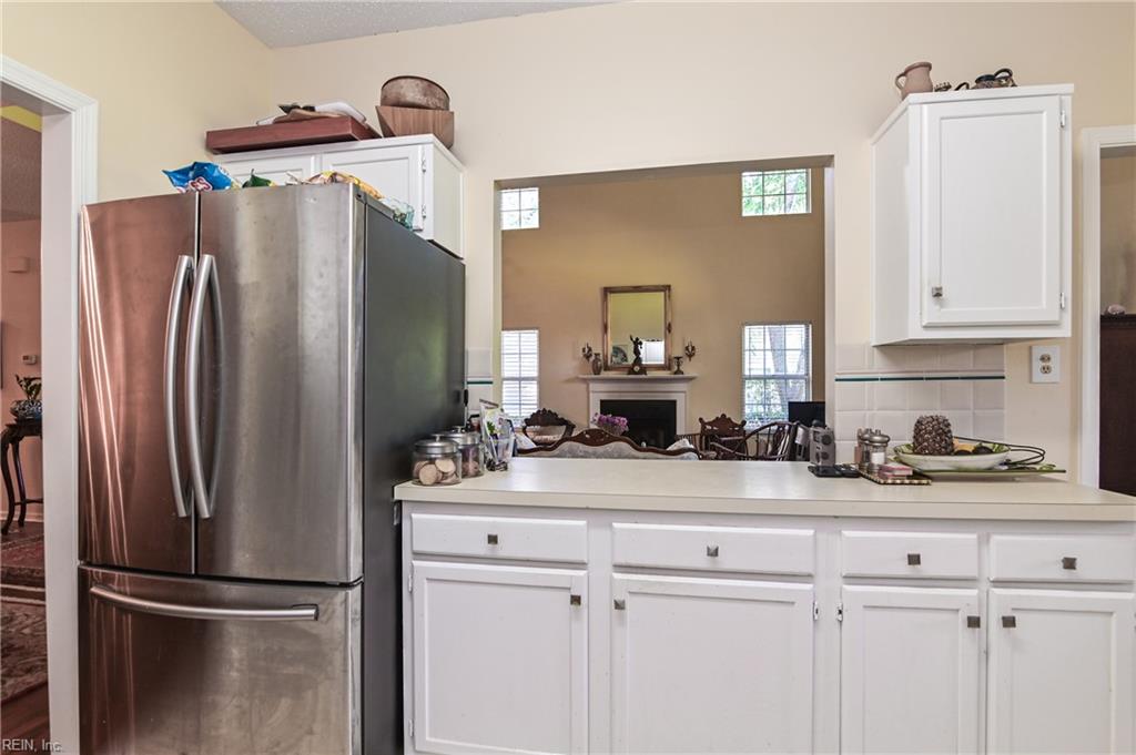 1137 Cypress Point Way Property Photo 10
