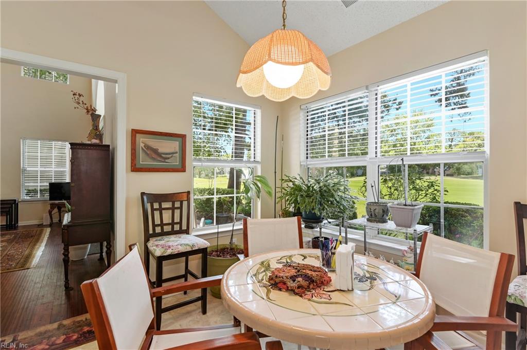 1137 Cypress Point Way Property Photo 14