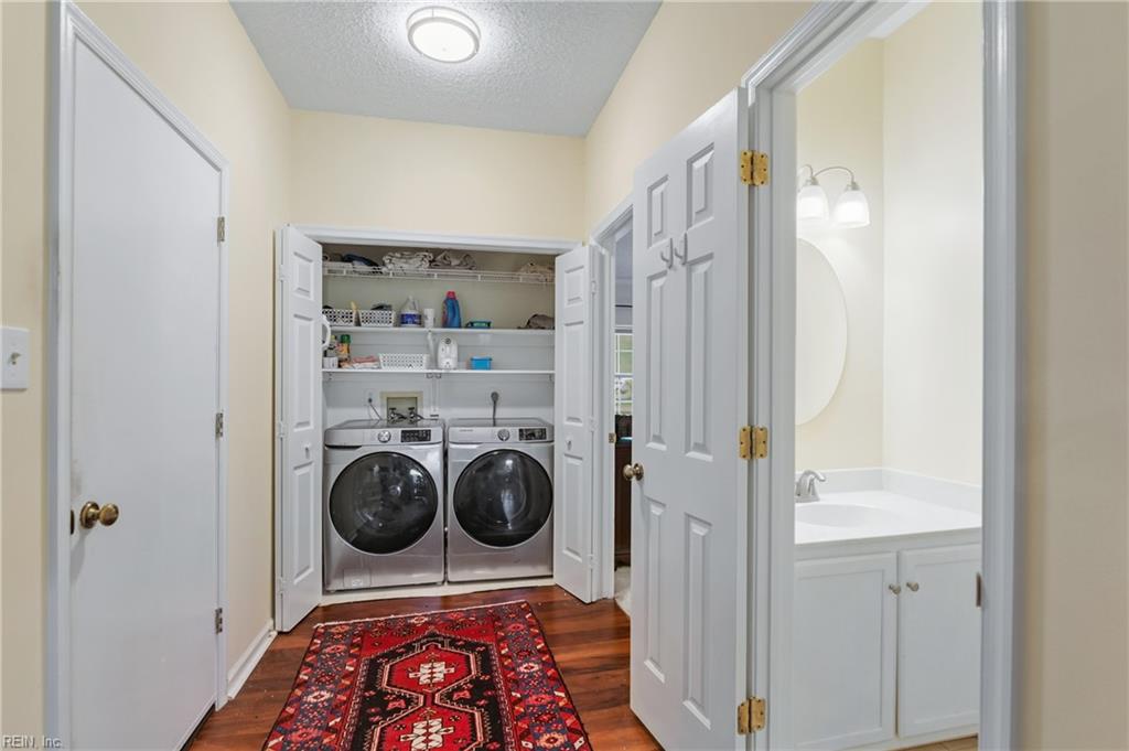 1137 Cypress Point Way Property Photo 16