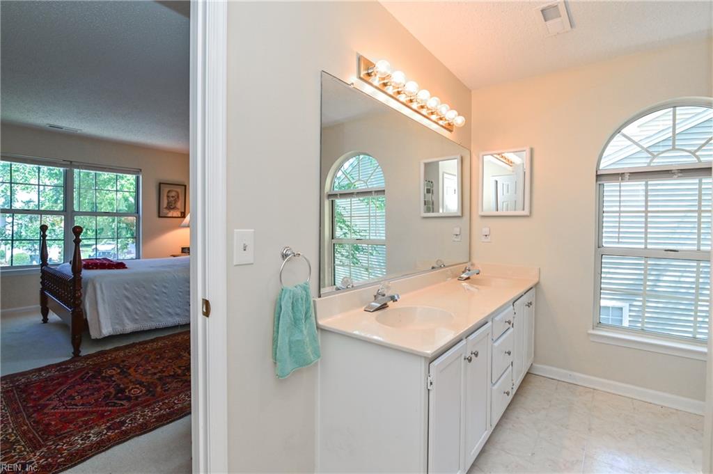 1137 Cypress Point Way Property Photo 28