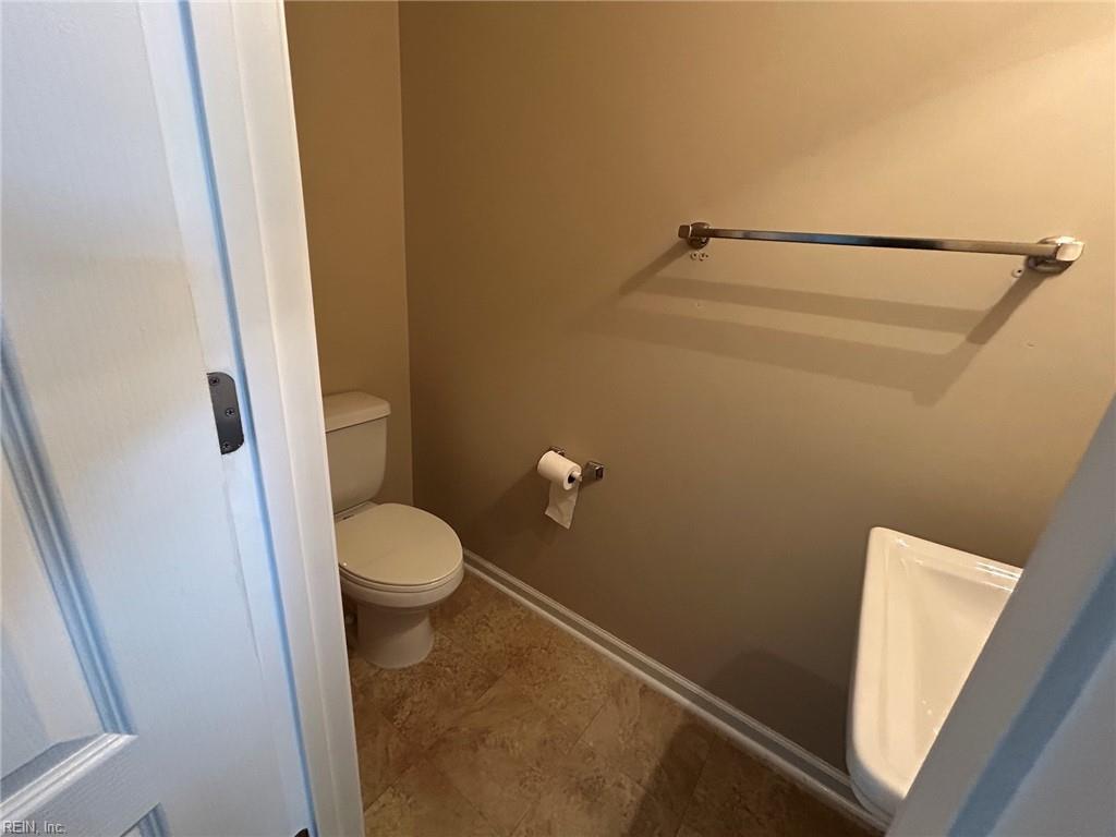 4933 Travertine Ave Property Photo 13