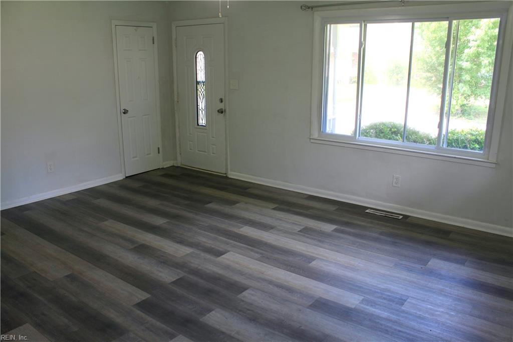 4052 Wyndybrow Dr Property Photo 4