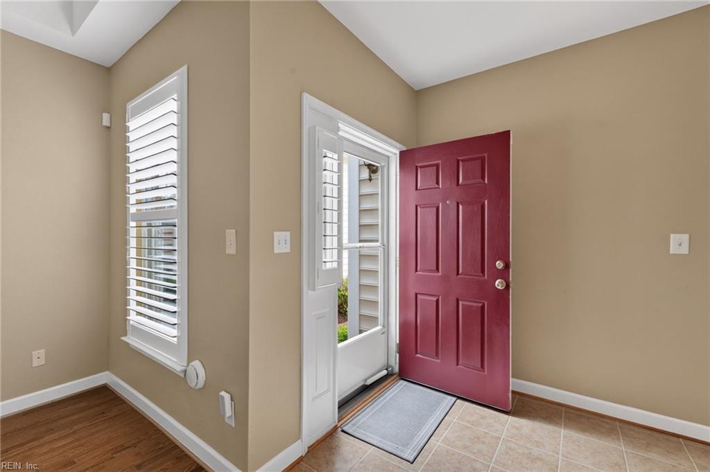 4467 Pleasant View Dr Property Photo 3